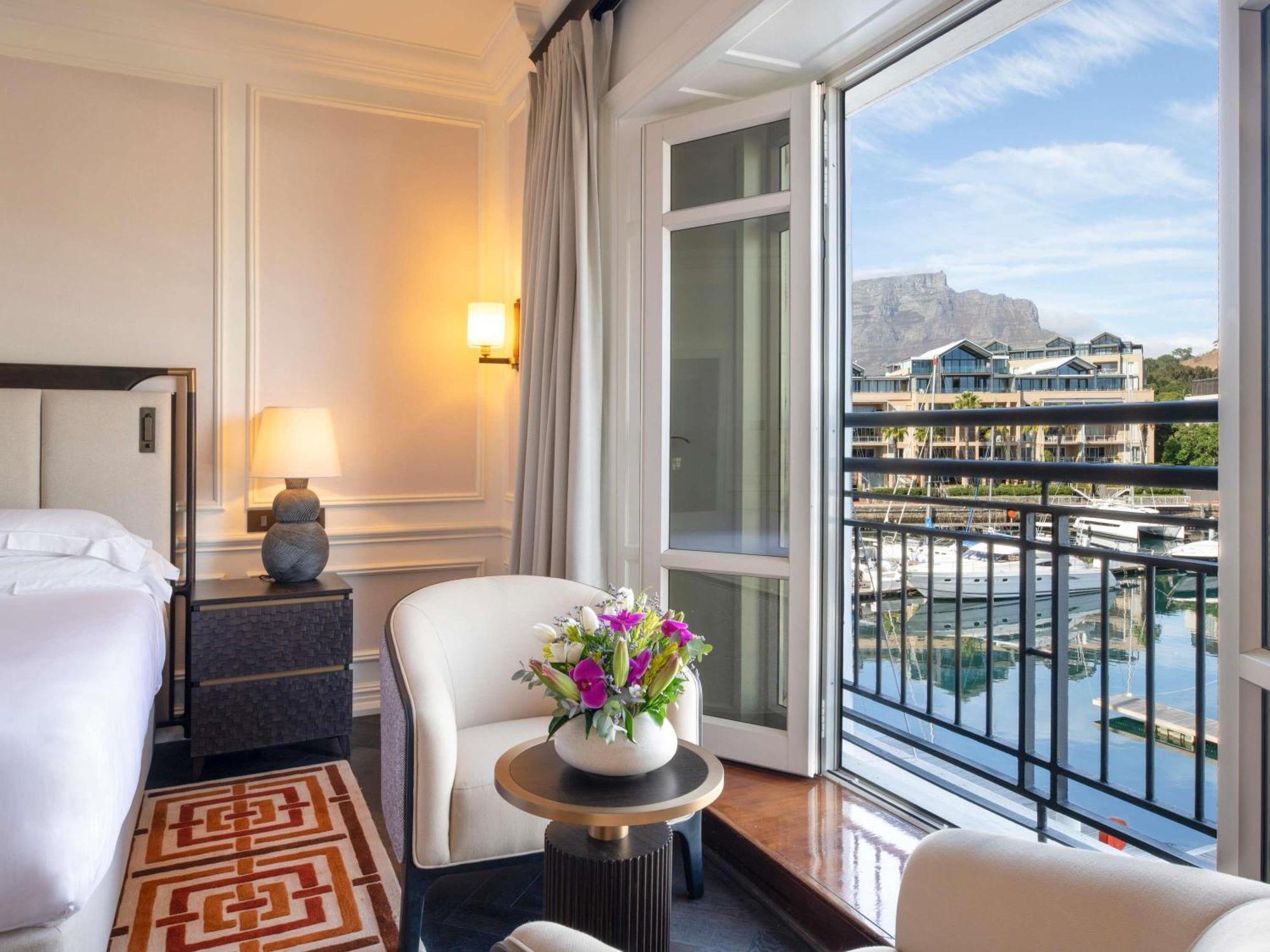 Hotel Cape Grace &